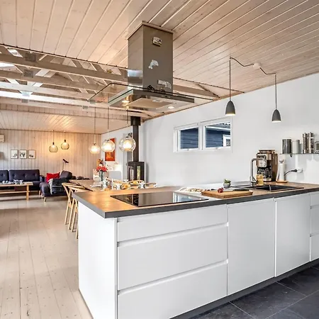 Holiday home Mira - 500m From The Sea By Interhome Gedser